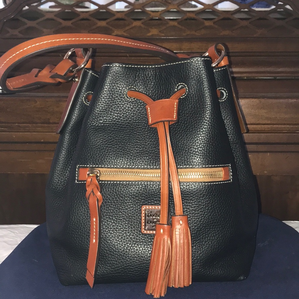 Dooney & Bourke